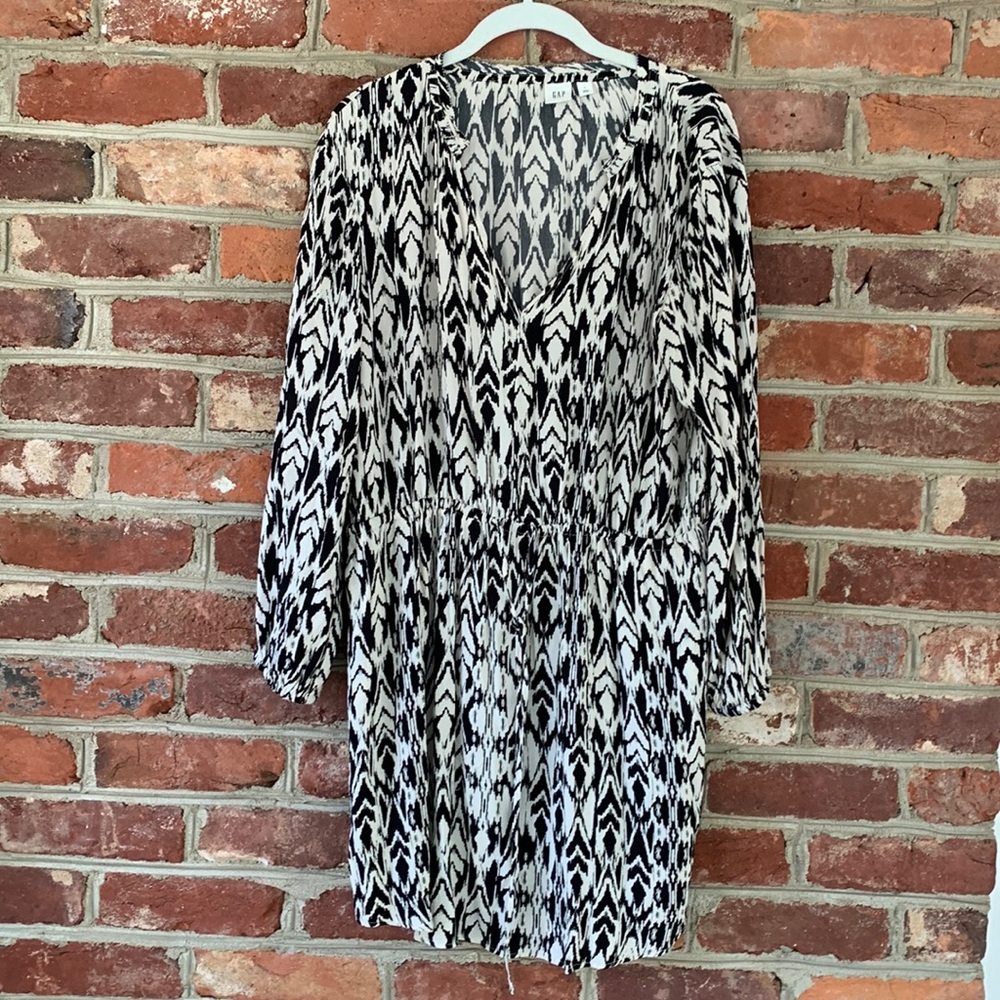 Gap Dress in Size L with black and cream print